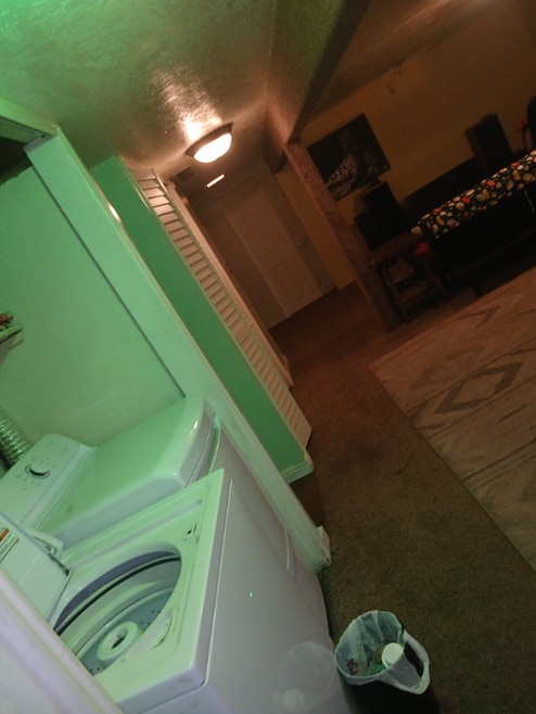 Building Photo - 1044 Osprey Dr