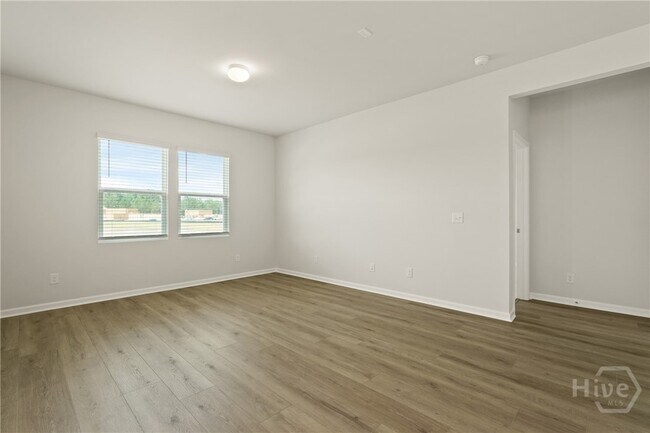 Building Photo - 251 Shade Tree Dr
