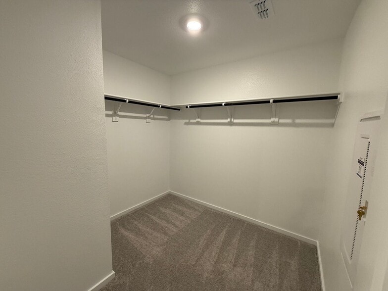 Building Photo - 3209 Tokara St