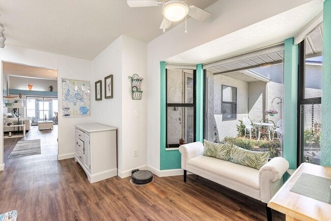 Building Photo - 2225 Cypress Ct