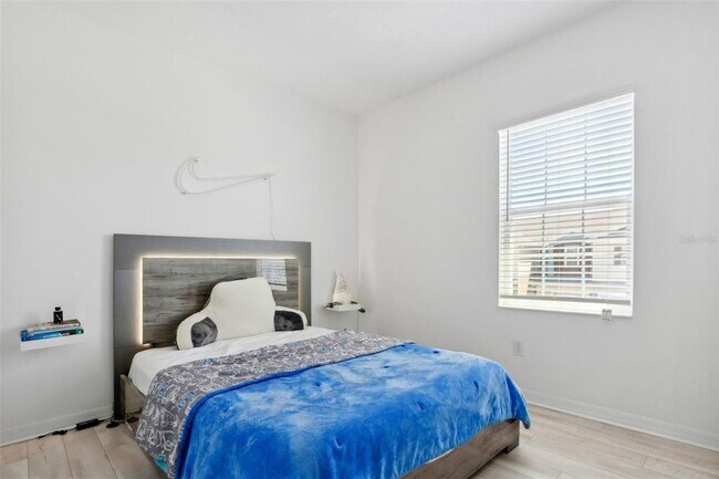 Building Photo - 5732 Skytop Dr