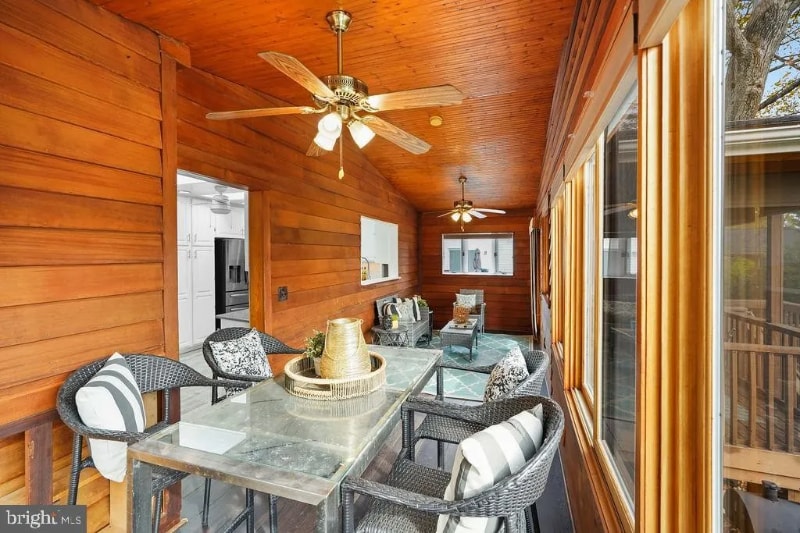 Building Photo - 5110 Flanders Ave