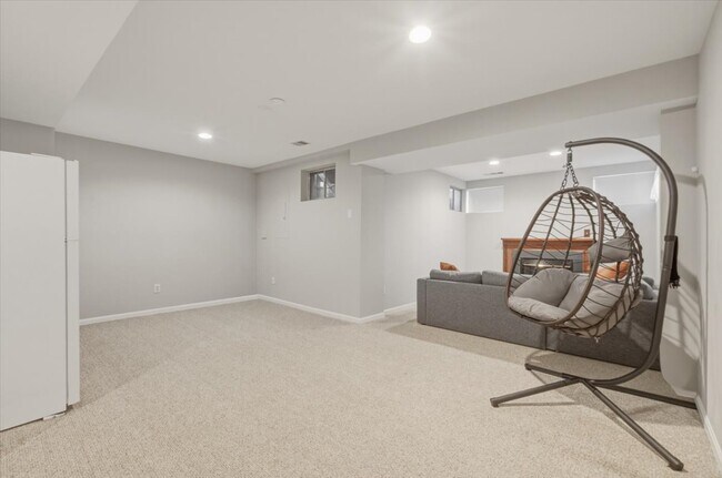 Building Photo - 20502 Morningside Terrace