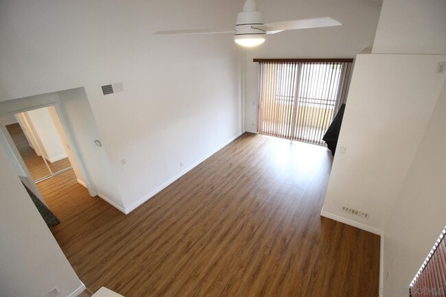 Building Photo - 3935 Nobel Dr