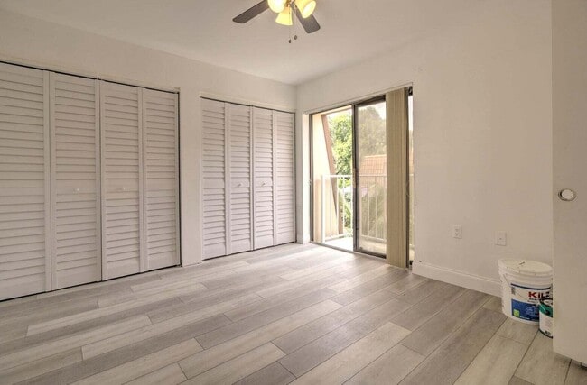 Building Photo - 593 Green Springs Pl