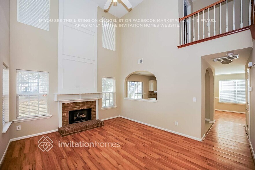 Building Photo - 12601 Cedar Crossings Dr