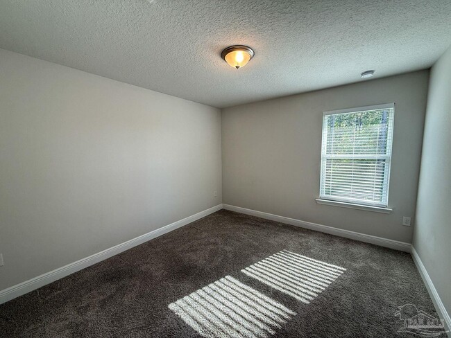 Building Photo - 6617 Boatswain Rd