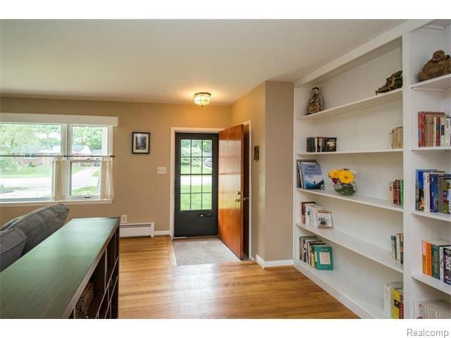 Building Photo - 1811 Alhambra Dr