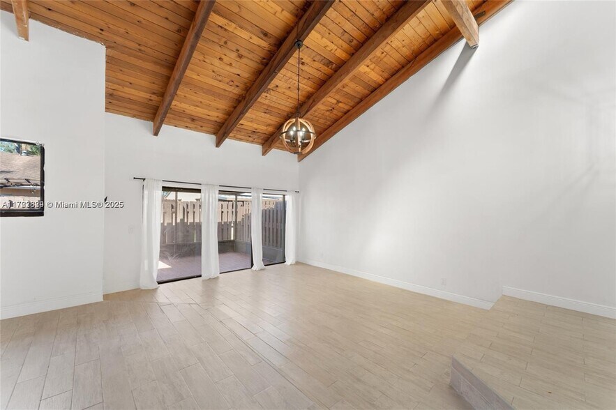 Building Photo - 8045 SW 21st Ct