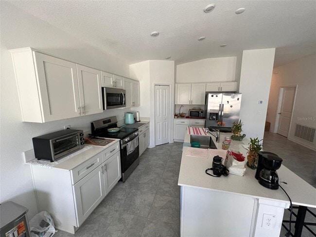 Building Photo - 1406 Deepwater Cir