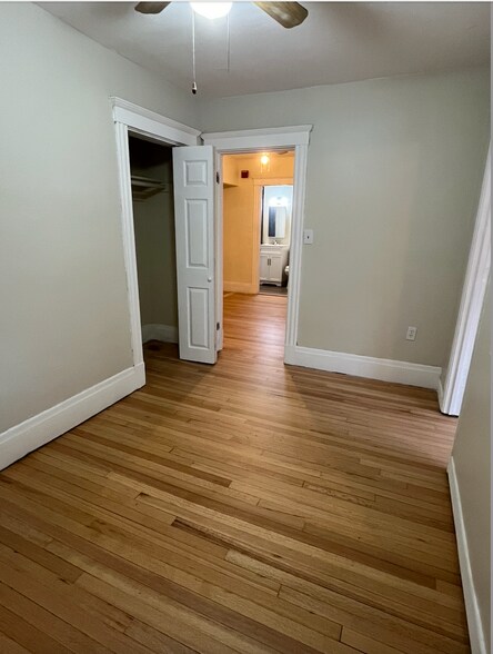 smaller bedroom - 42 W Baltimore St