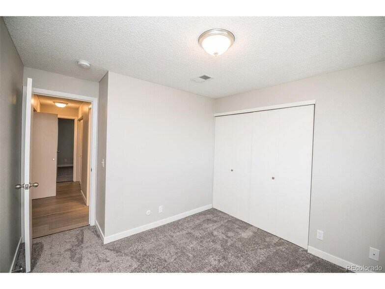 Building Photo - 2725 W 86th Ave
