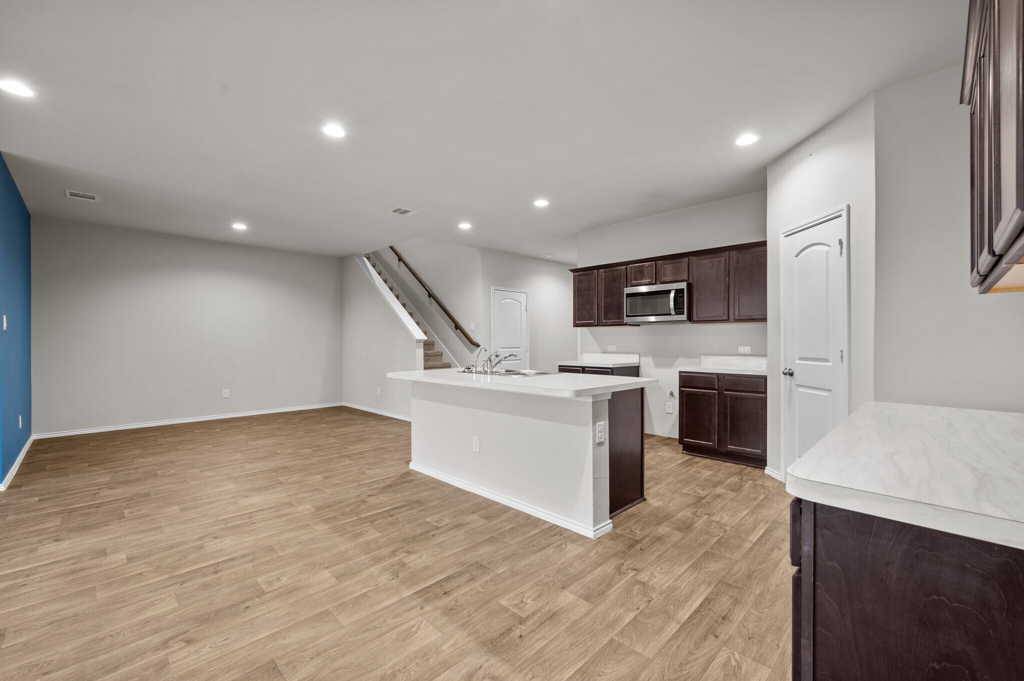 Building Photo - 20811 Olive Leaf St