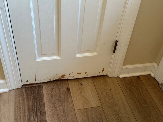 Building Photo - Call Amanda Tate at (757)289-6810 for more information