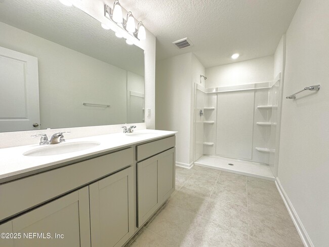 Building Photo - 3601 Athenian Wy