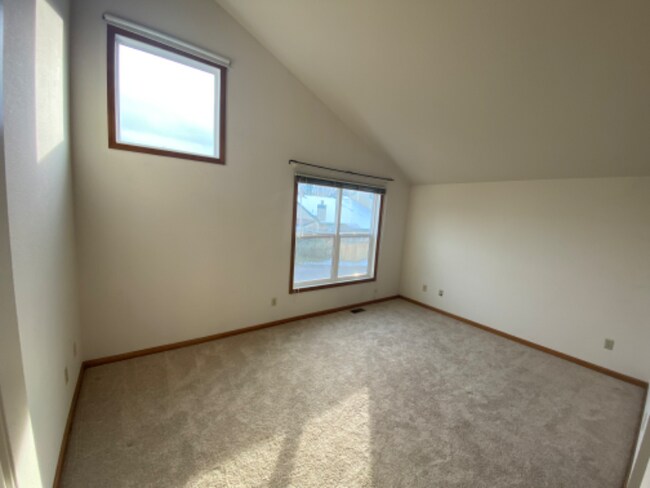 Building Photo - 2814 Brittany Dr