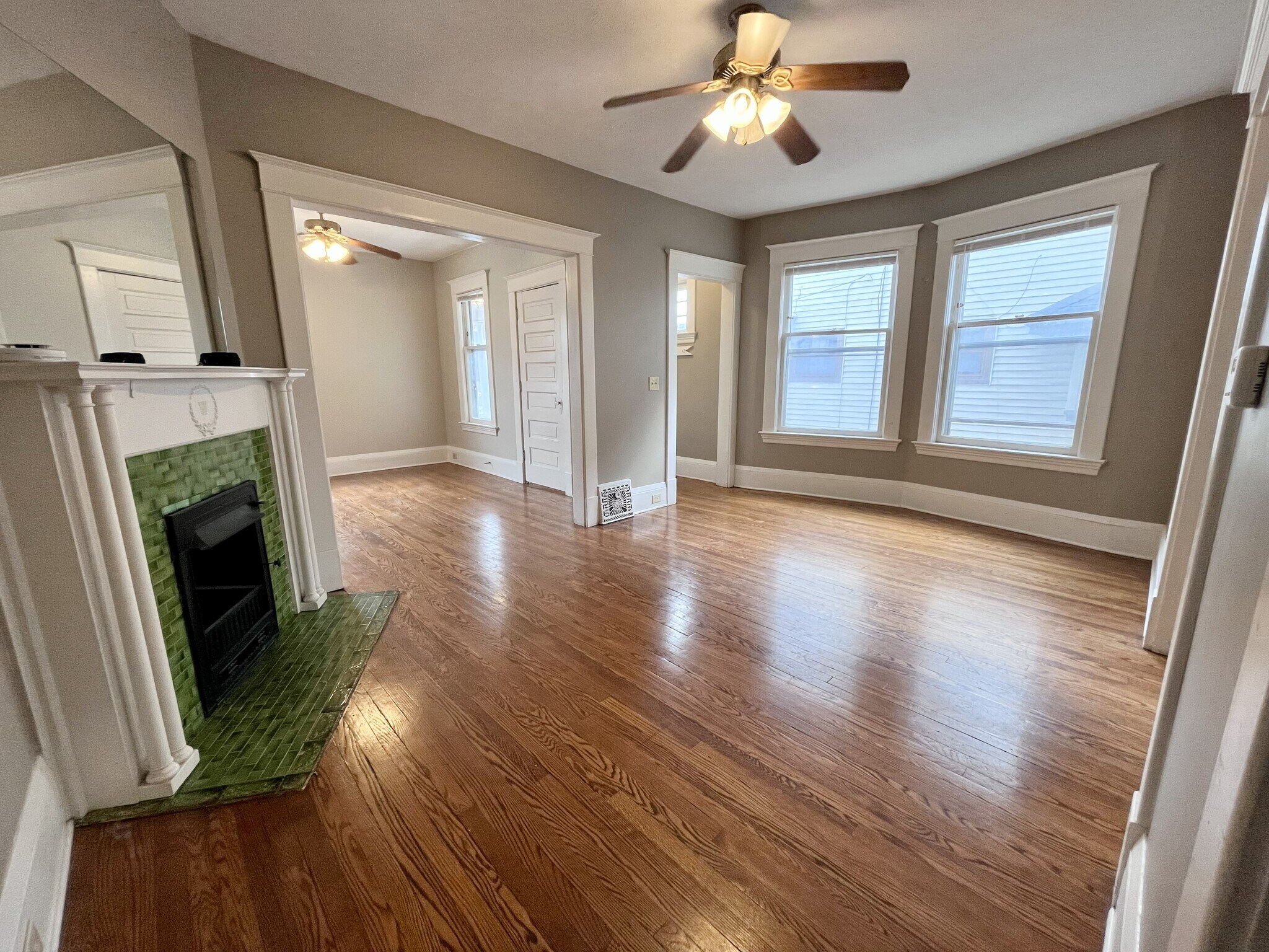 Building Photo - 709 Lafayette Ave SE