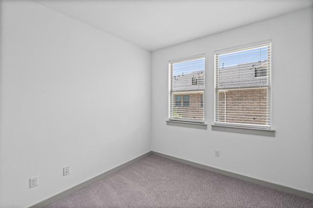 Building Photo - 313 McConathy Wy