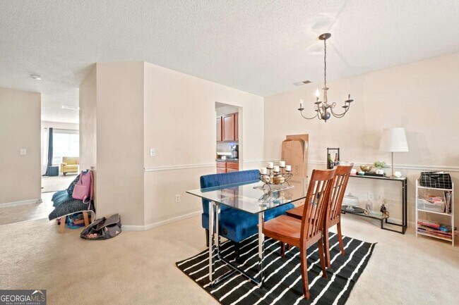 Building Photo - 3353 Parc Dr SW