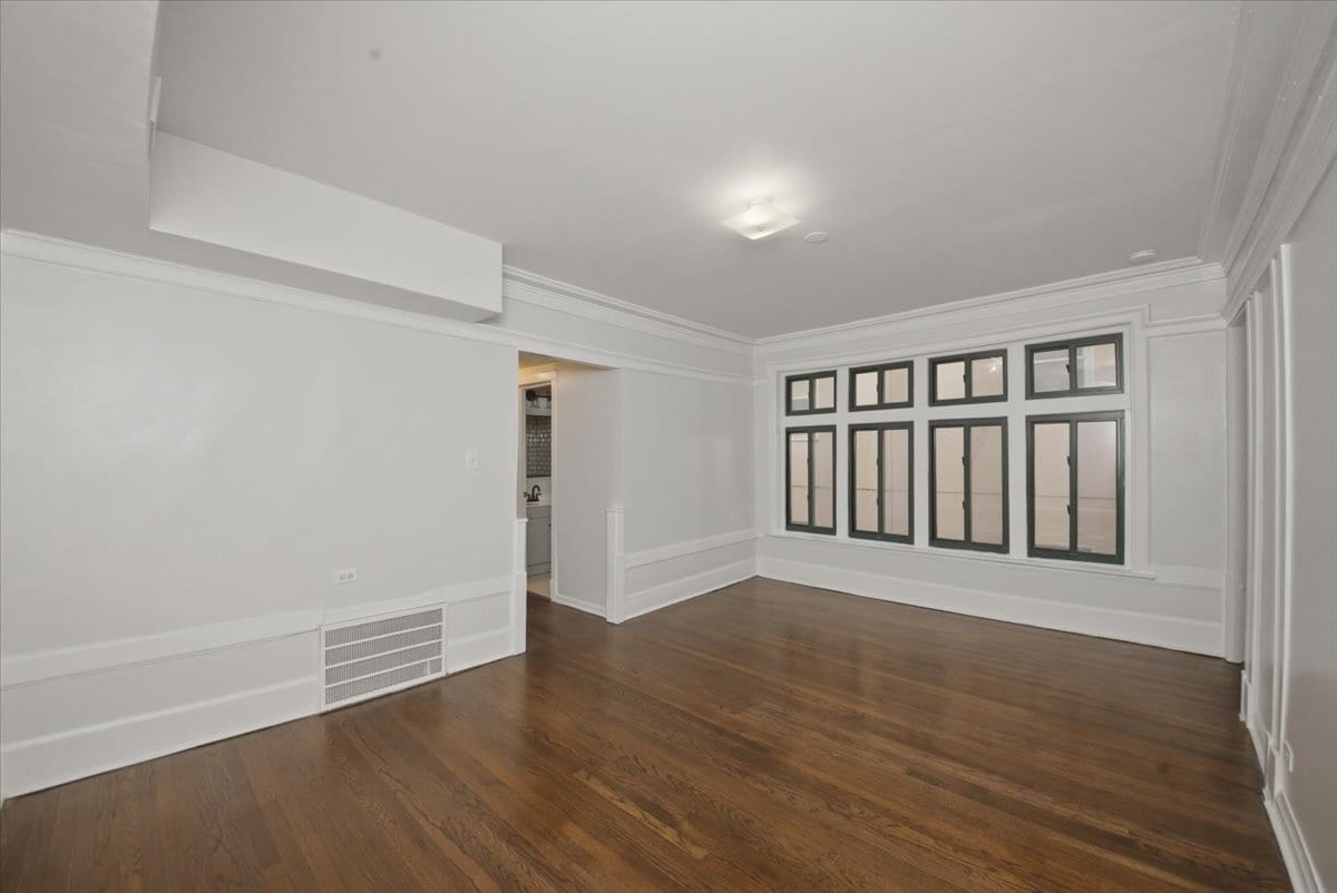 Building Photo - 6541 S Woodlawn Ave