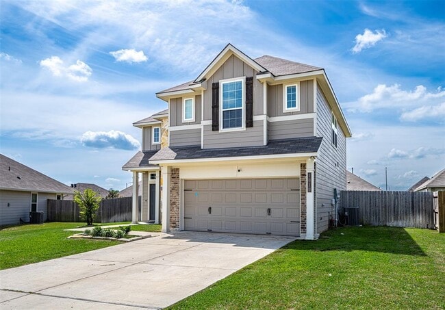 Building Photo - 1010 Harvest Ln.