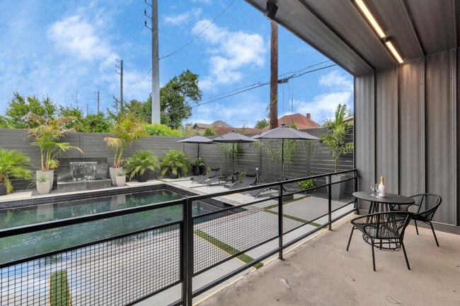 Building Photo - 2703 Blodgett St