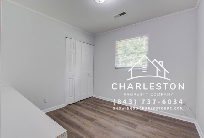 Building Photo - 1511 Mulberry St