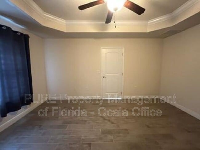 Building Photo - 6330 SW 48th Ave