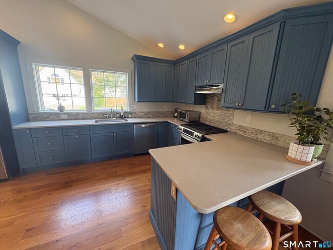 Building Photo - 9 Sunset Beach Rd