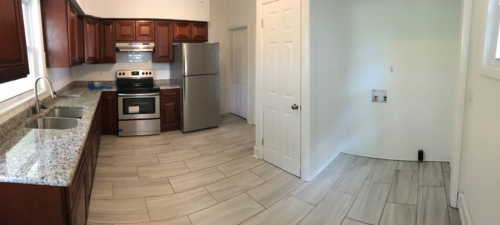 Building Photo - 41 Montgomery Ave