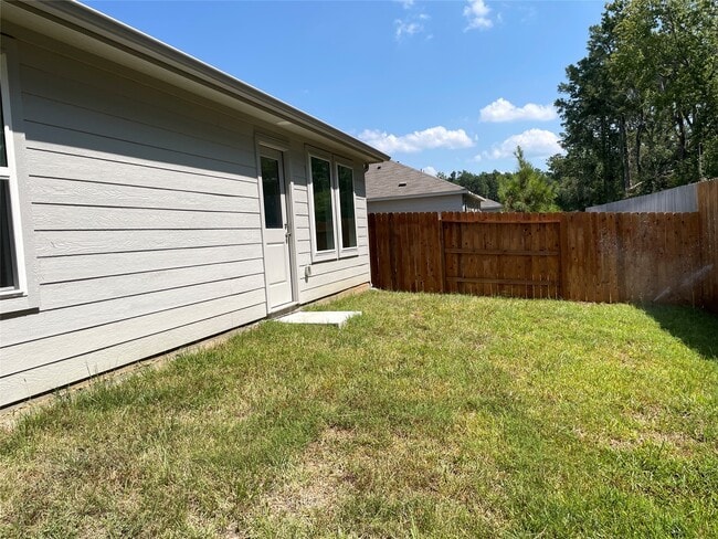 Building Photo - 3038 Mallorca Dr