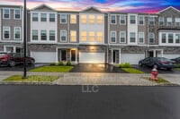 Building Photo - 1806 Swales Ct