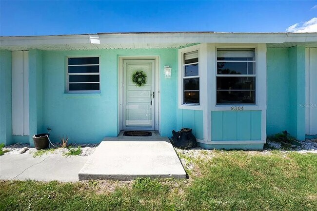 Building Photo - Englewood B House