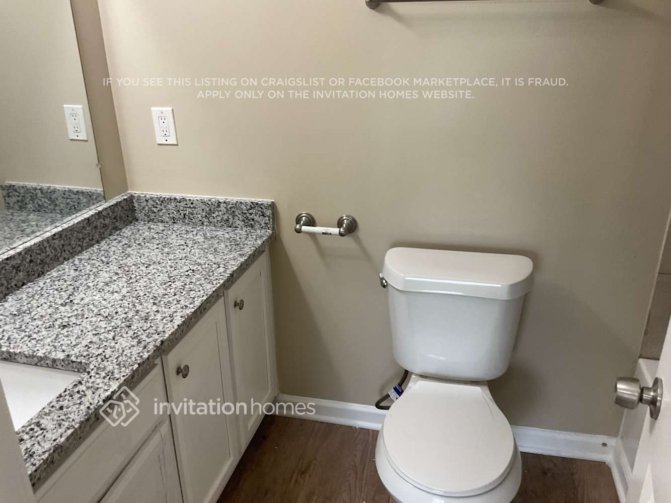 Building Photo - 260 Dreamland Cir