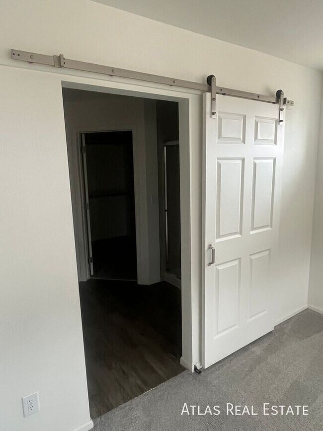 Building Photo - 17704 E 103rd Ave