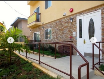 Building Photo - 14826 Vanowen St