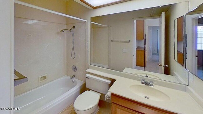 Building Photo - Located in beautiful Wood Ranch, this home...