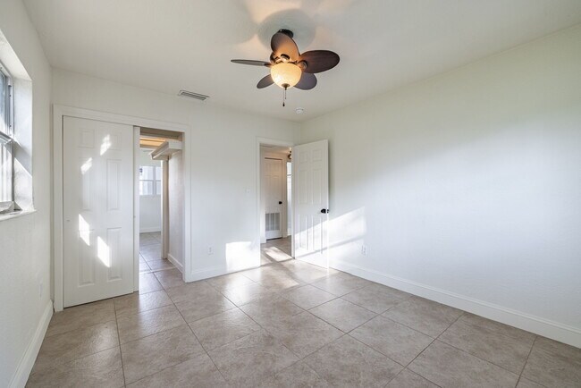 Building Photo - 2533 N Habana Pl
