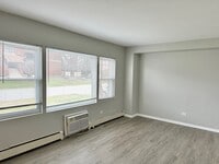 Building Photo - 8635 84th Ct