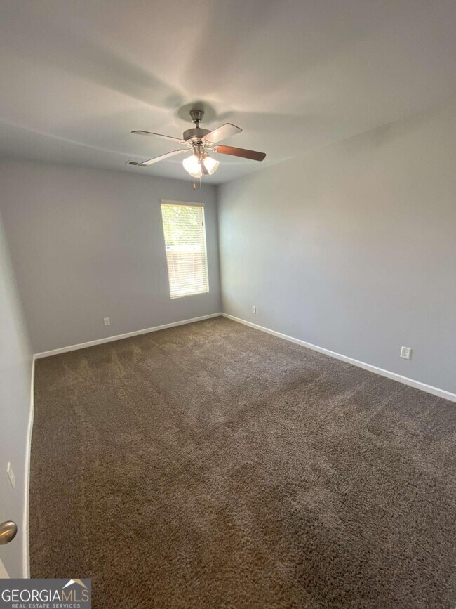 Building Photo - 5224 Cantbury Way