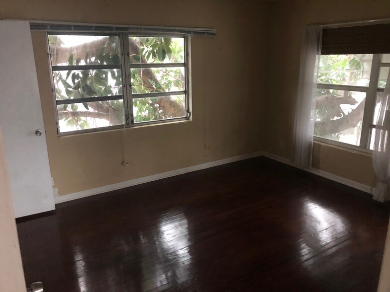 Bedroom 1 - 108 S Lakeside Dr
