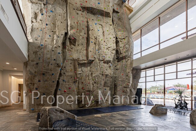 Building Photo - 39531 N White Tail Ln