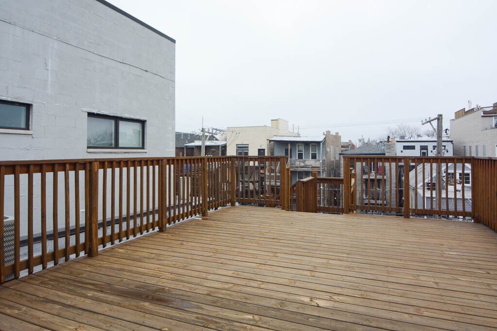 Building Photo - 949 N Winchester Ave