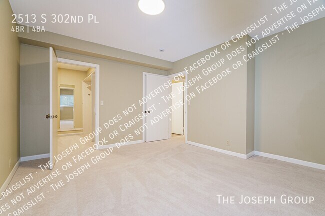 Building Photo - 2513 S 302nd Pl