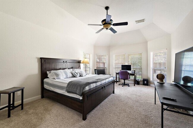 Building Photo - 3719 Emerald Falls Dr