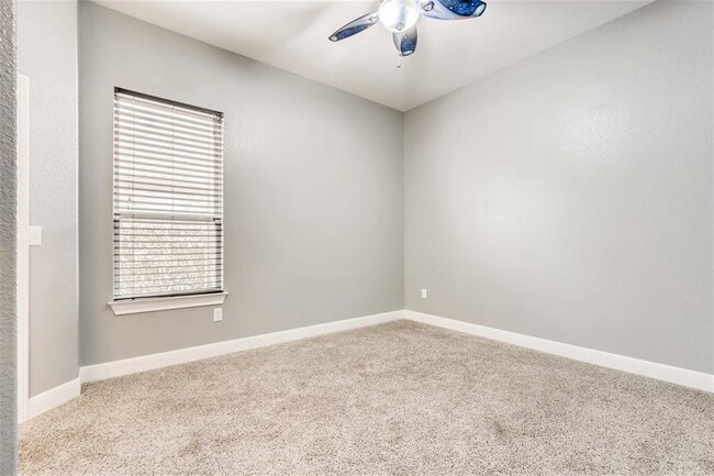 Building Photo - 6108 Sabino Dr