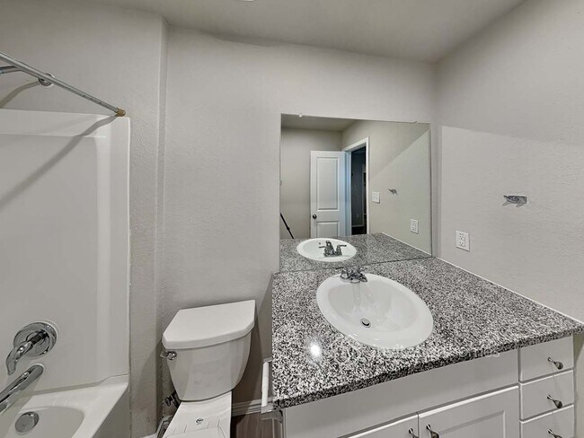 Building Photo - 14646 Calaveras Creek