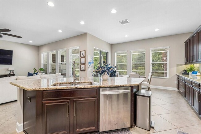 Building Photo - 4123 Windcrest Dr