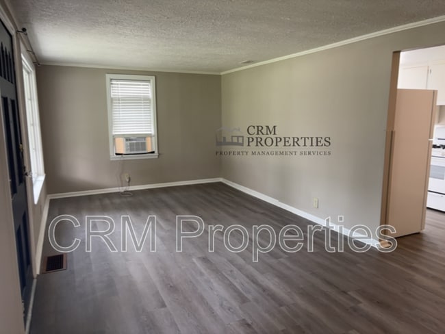 Building Photo - 1019 N McCann St