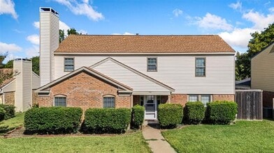 Building Photo - 901 Pyramid Dr